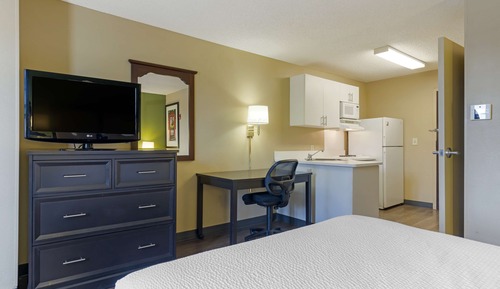 Studio, 1 Queen Bed, Non Smoking