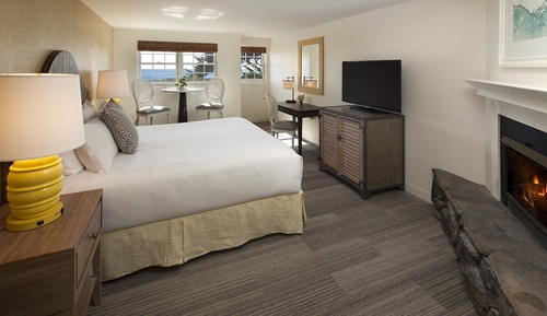 Standard Room, 1 King Bed, Ocean View