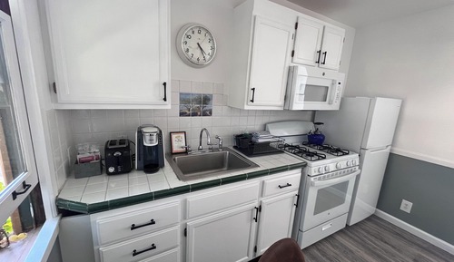 Studio Suite, Garden View (Dog Friendly)