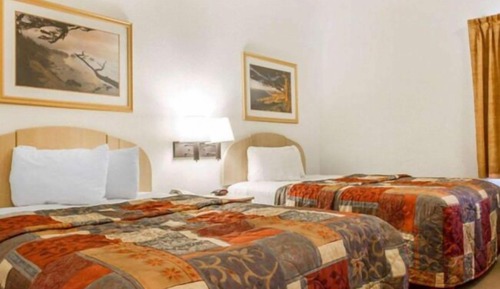 Double Room, 2 Double Beds, Mobility Accessible, Non Smoking