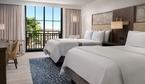Room, 2 Double Beds, Lake View