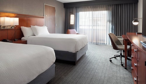 Room, 2 Double Beds (Mobility Accessible, Tub)