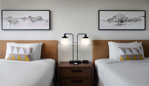 Room, 2 Queen Beds, Accessible (Tub)