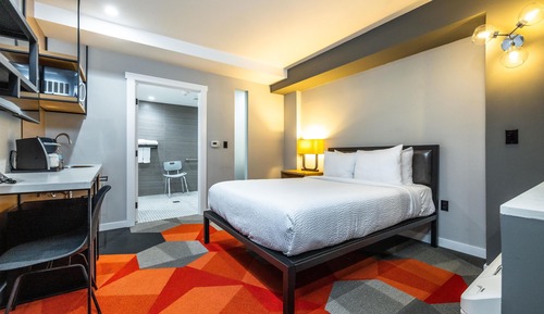 Room, 1 Queen Bed, Accessible, Bathtub (Mobility & Hearing)