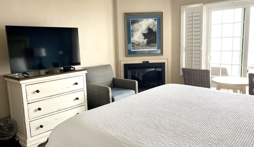 Room, 1 King Bed, Patio, Ocean View