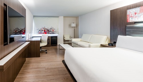 aloft, Suite, 1 King Bed, Corner