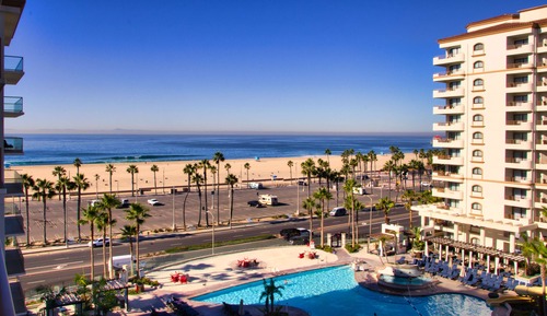 Premium Suite, 2 Queen Beds, Hearing Accessible, Balcony (Hearing, Twin Dolphin Tower)