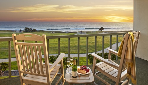 Deluxe Room, 1 King Bed, Patio, Ocean View
