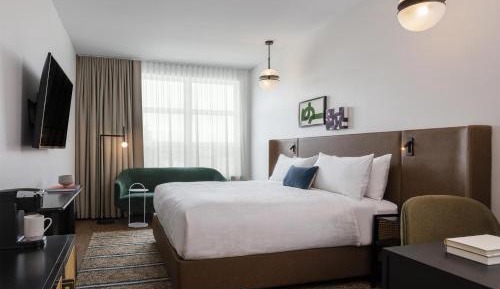 Uptown King Room