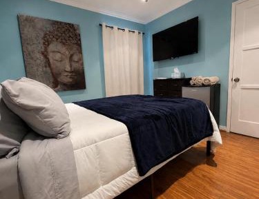 Queen Room