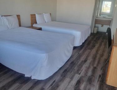 Standard Queen Room with Two Queen Beds