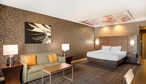 King Room with Sofa Bed - Non-Smoking