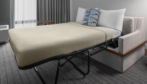 Standard King Room with Adapted Tub - Mobility and Hearing Accessible