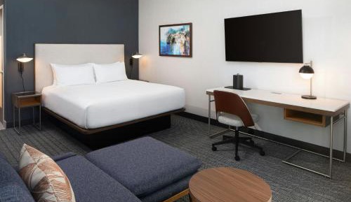 King Room with Sofa Bed