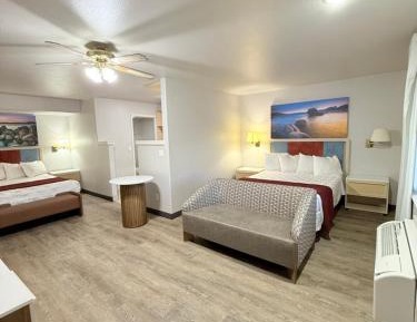 Superior Queen Room with Two Queen Beds - Non-Smoking
