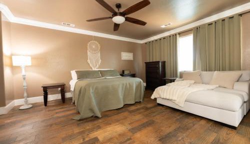 King Suite