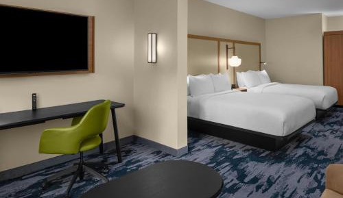 Studio with Two Queen Beds and Sofa Bed - Hearing Accessible