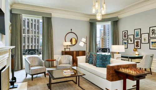 Palace Suite, 1 Bedroom Larger Suite, 1 King, Sofa bed