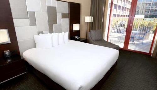 King Room with Terrace and Pool View
