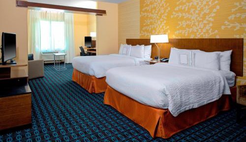 Queen Suite with Two Queen Beds and Sofa Bed