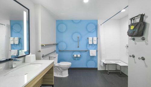 Queen Room with Two Queen Beds and Walk-In Shower