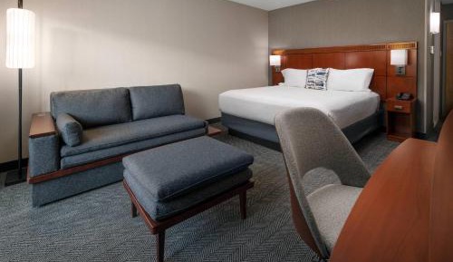 King Room with Sofa Bed