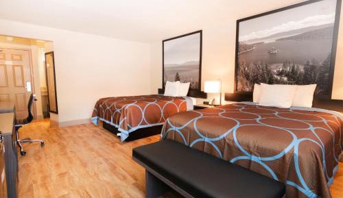 Queen Room with Two Queen Beds - Non-Smoking