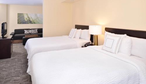 Double Suite with Two Double Beds and Trundle Sofa - Hearing Accessible
