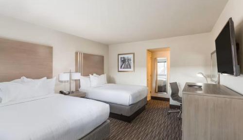 Double Room with Two Double Beds and Mobility/Hearing Impaired Access - Non-Smoking