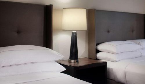 Queen Room with Two Queen Beds with Balcony or Patio