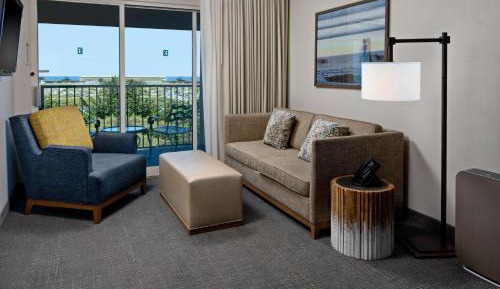 Two Room Corner King Suite with Bayview and Balcony