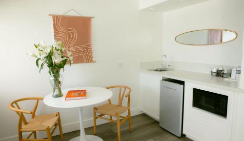 King Room with Sofa Sleeper - Beach Front 