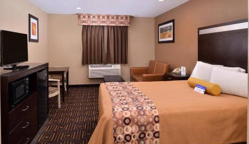 1 Queen Bed Non Smoking