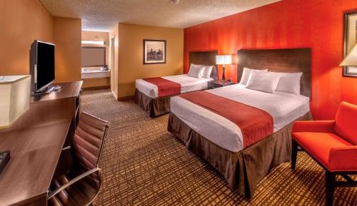Queen Room with Two Queen Beds - Non-Smoking