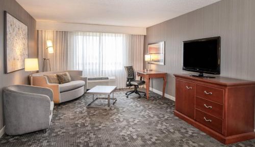 King Room with Sofa Bed