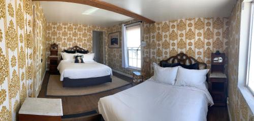 Double Room with Mountain View