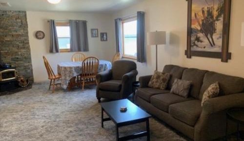 Three-Bedroom Vacation Home 
