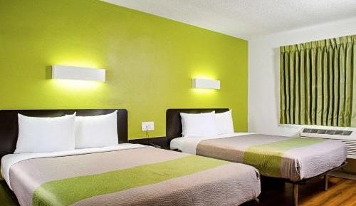 Queen Room with Two Queen Beds - Non-Smoking