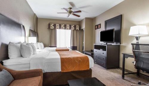 Suite with Two Queen Beds - Accessible/Non-Smoking
