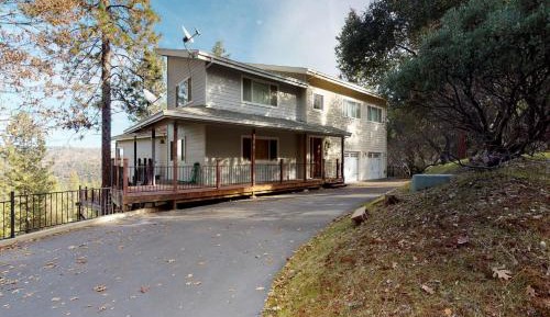 Four-Bedroom Vacation Home