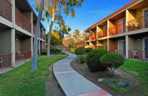 San Simeon Hotel | Quality Inn Near Hearst Castle