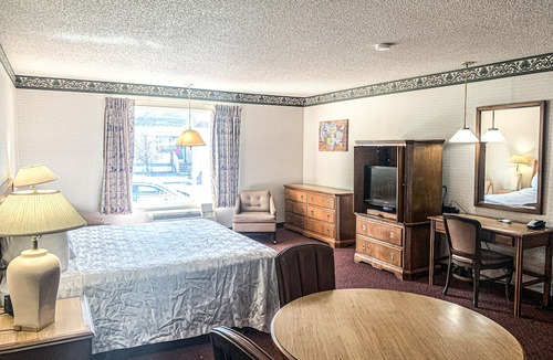 Winnemucca Hotel | Econo Lodge Inn & Suites