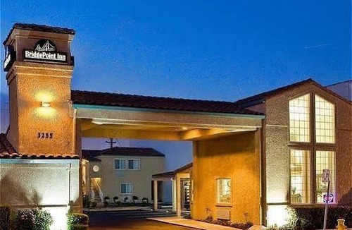 Daly City Hotel | BridgePoint Inn Daly City