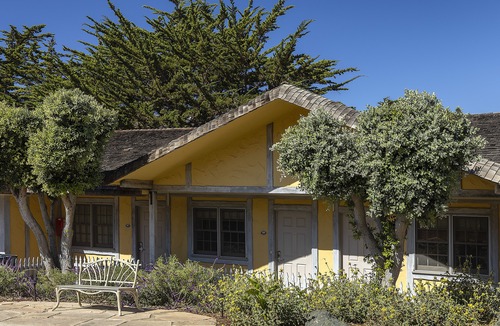 San Simeon Hotel | Fogcatcher Inn