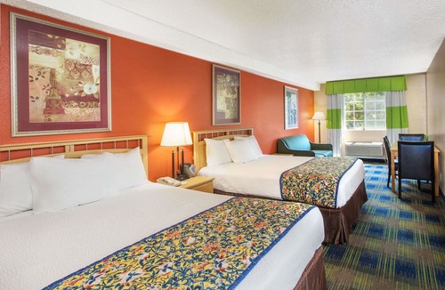 Fremont Hotel | Days Inn by Wyndham Fremont