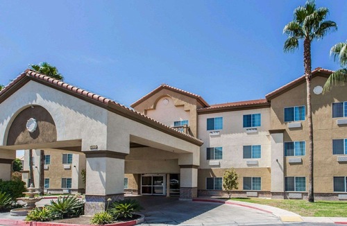 Bakersfield Hotel | Comfort Suites Bakersfield