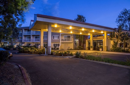 Fremont Hotel | Best Western Plus Garden Court Inn
