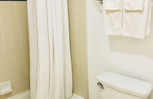 Daly City Hotel | BridgePoint Inn Daly City