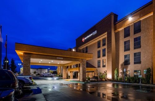 Roosevelt Hotel | Best Western Plus Fresno Airport Hotel