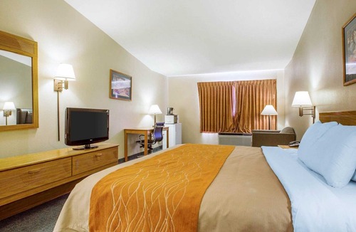 Marina Hotel | Comfort Inn Marina